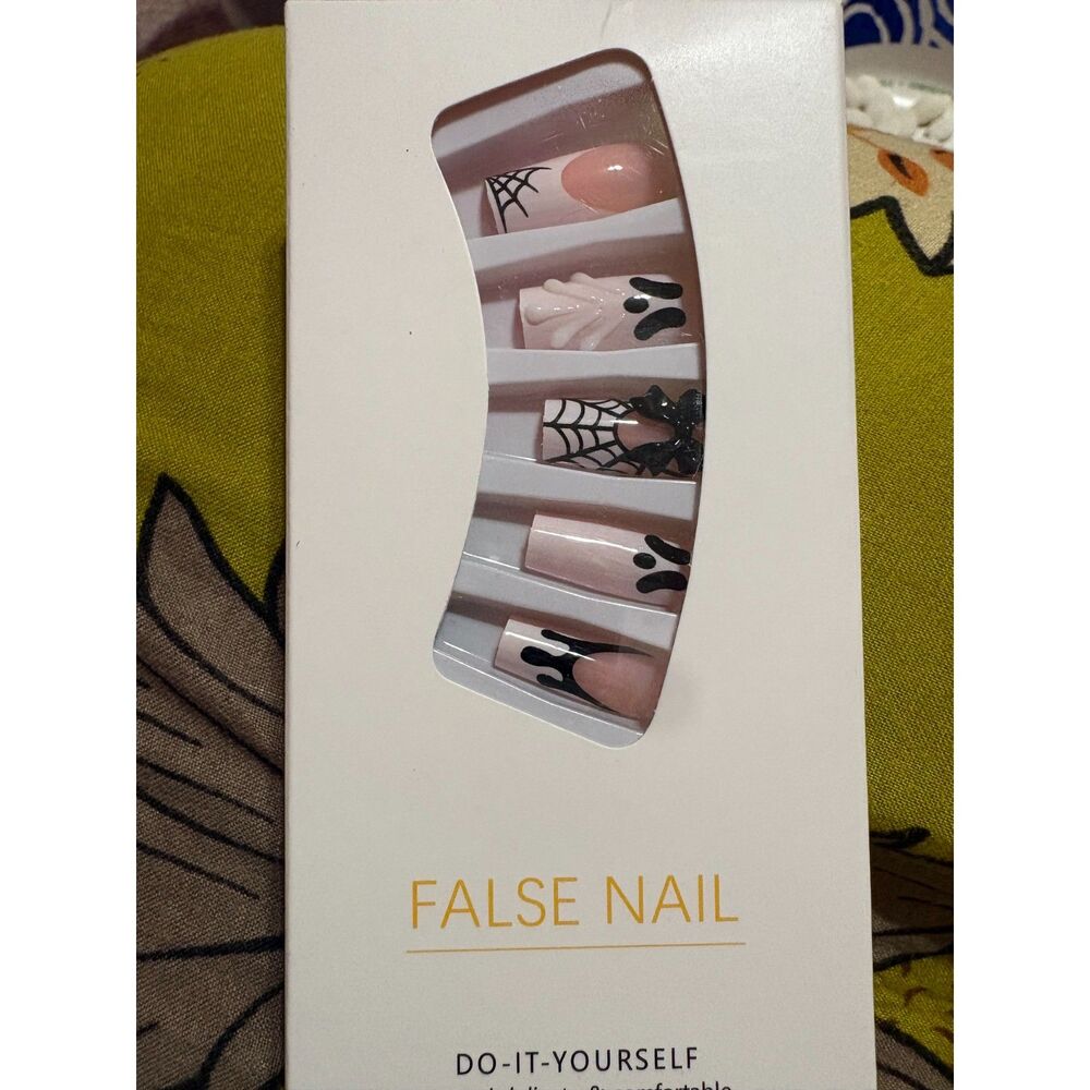 Halloween Themed False Nail Set